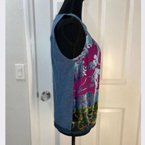 Mika Lacy Velvet Top in Navy Motif by Tiny from Anthropologie - Size Small - NEW - Picture 6 of 7